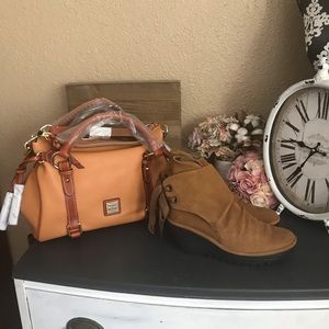 SALE PRICE NWT DOONEY & BOURKE SMALL SATCHEL